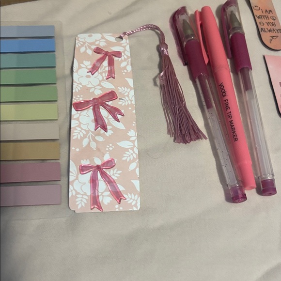 Bookish bundle - Picture 4 of 5